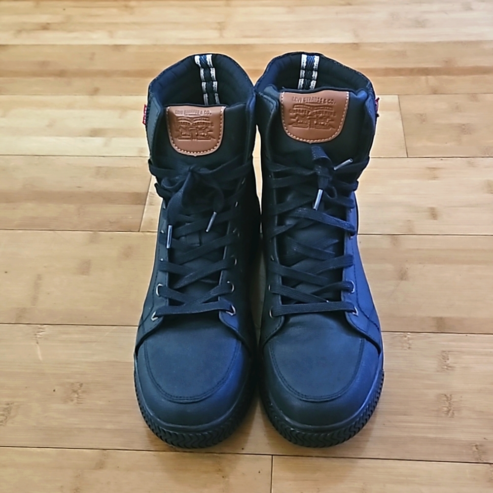 Levi's shoes